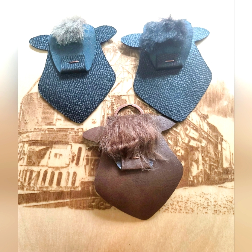Leather Cow Key Fob / Farm animal /Farmhouse / Country